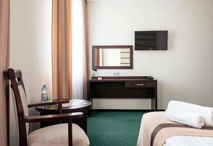 اتاق استاندارد یک نفره, Maraton