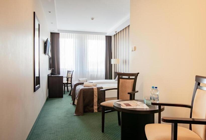 اتاق استاندارد, Maraton