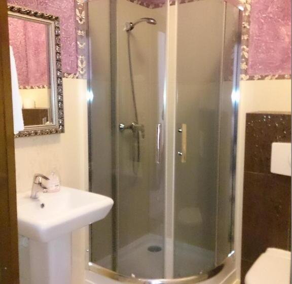 חדר סטנדרט לשלושה, Mazurski Dwór