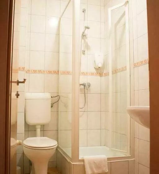 トリプルクラシックルーム, P4w Hotel Residence Szombathely