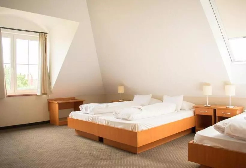 スタンダードトリプルルーム, P4w Hotel Residence Szombathely