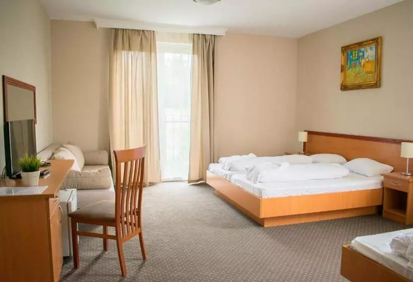 スタンダードトリプルルーム, P4w Hotel Residence Szombathely