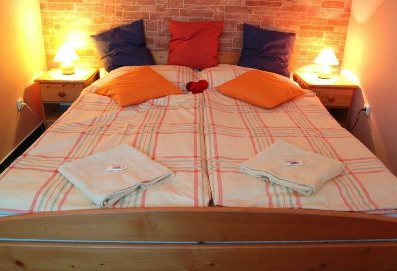 Quarto Estandar, Penzión   Koliba U štefana