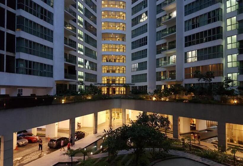 اتاق استاندارد با سرویس بهداشتی مشترک, Best Kl City View At Regalia Residence