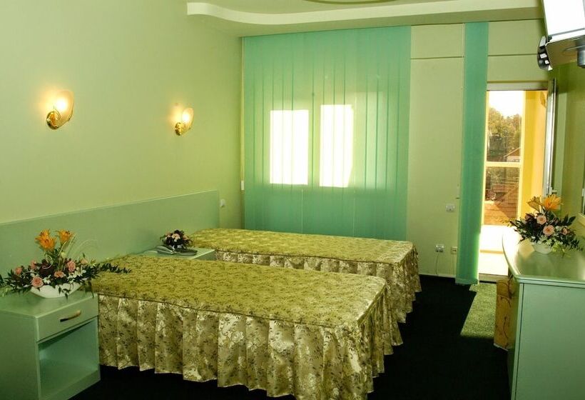 غرفة قياسية, Regat