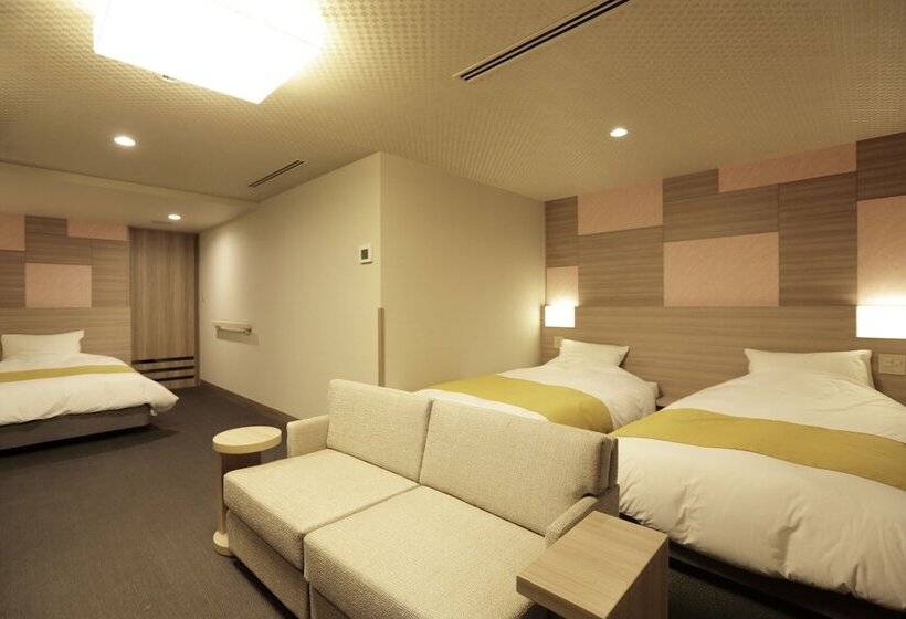 デラックストリプルルーム, Tsukino Yado Sara