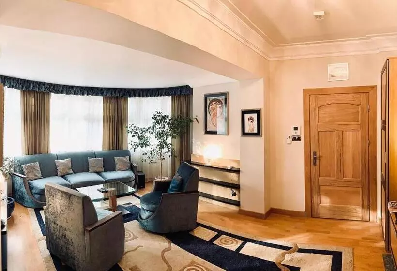１ベッドルームペントハウスアパート, Villa Alina Medical Spa