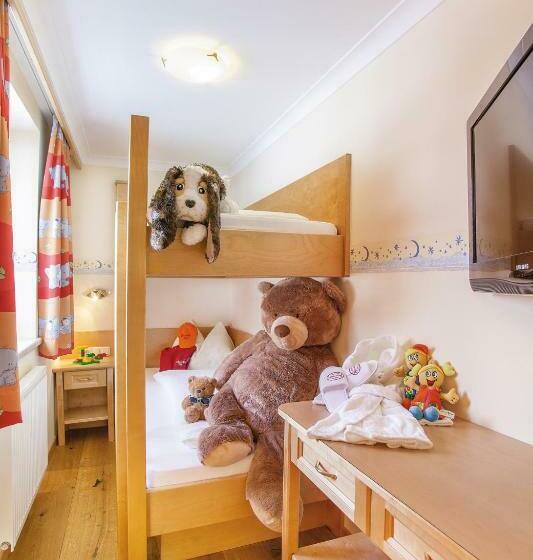 家庭公寓, Familienresort Buchau