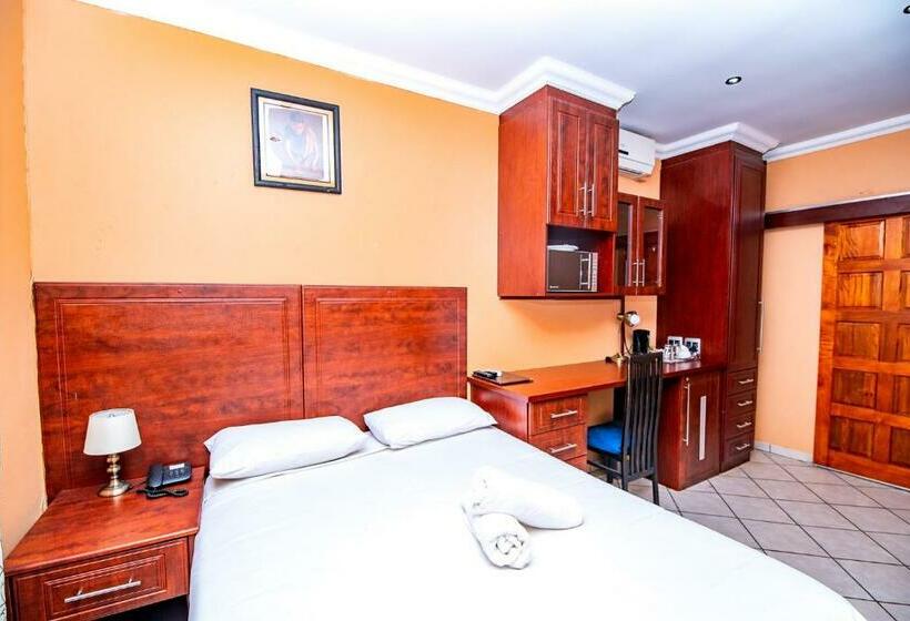 Номер Deluxe, Hutten Heights Lodge By Ilawu