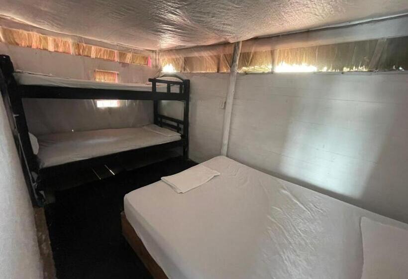 家庭间, Mandala Beach Club