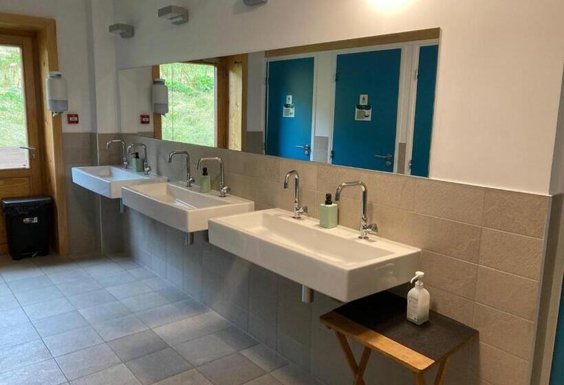 מיטה בחדר משותף, Refuge Du Lac Du Lou