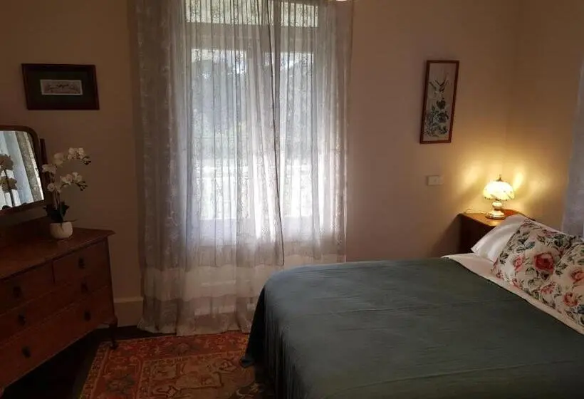 Standard-huone Puutarhanäkymä, Riverhead Villa