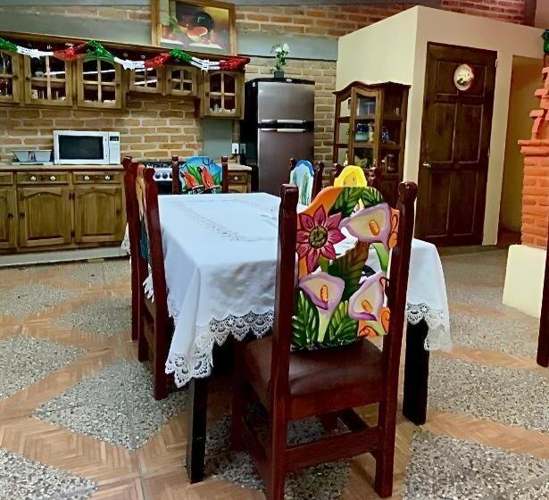 패밀리 룸, Villas De Morenos