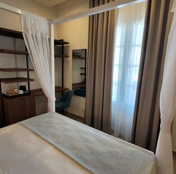 اتاق لوکس, Aqueduct Boutique B&b