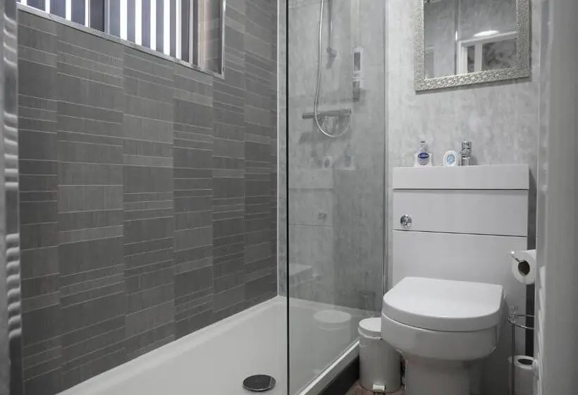 Economy Yhden Hengen Huone, Billy S Place