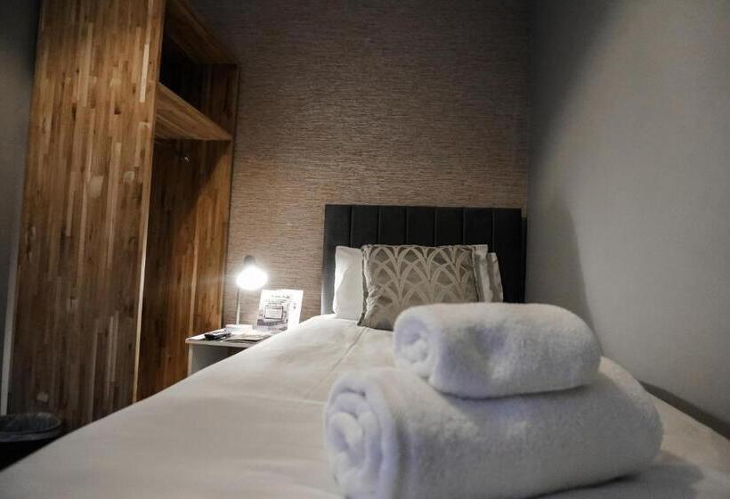 غرفة إقتصادية فردية, Billy S Place