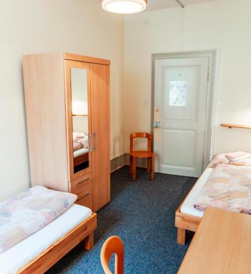 带共用浴室的标准房间, Chrischona Berg