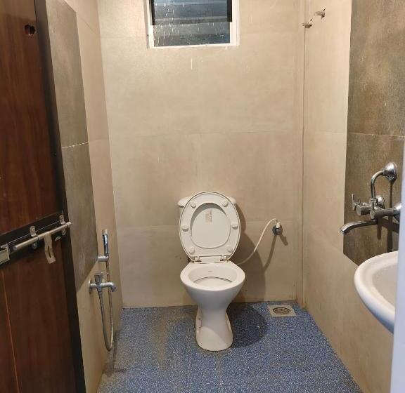 バルコニー付きスタンダードステューディオ, Miranda Guest House By Rosh Hospitality