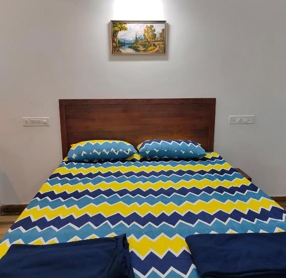 バルコニー付きスタンダードステューディオ, Miranda Guest House By Rosh Hospitality