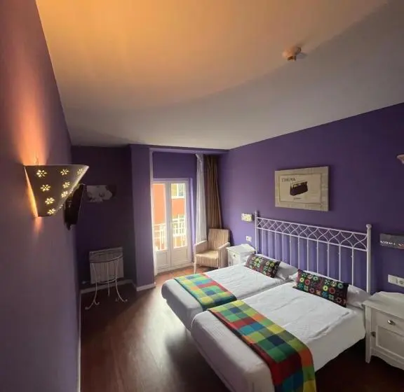 Standardzimmer, Orquídea Real