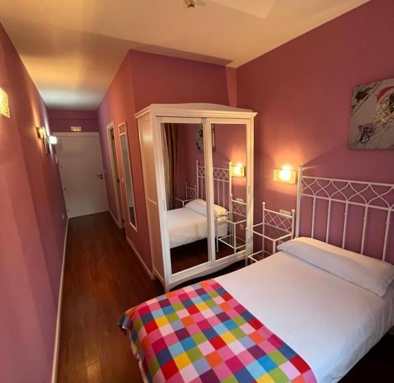 غرفة قياسية فردية, Orquídea Real