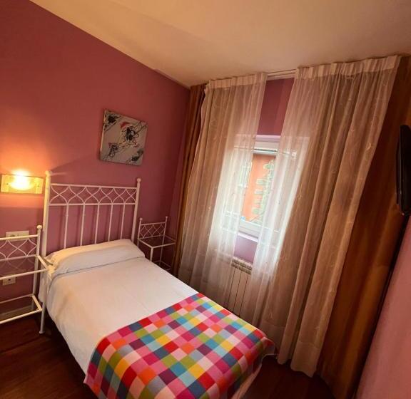 غرفة قياسية فردية, Orquídea Real