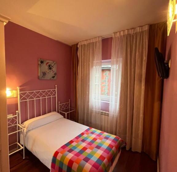 غرفة قياسية فردية, Orquídea Real