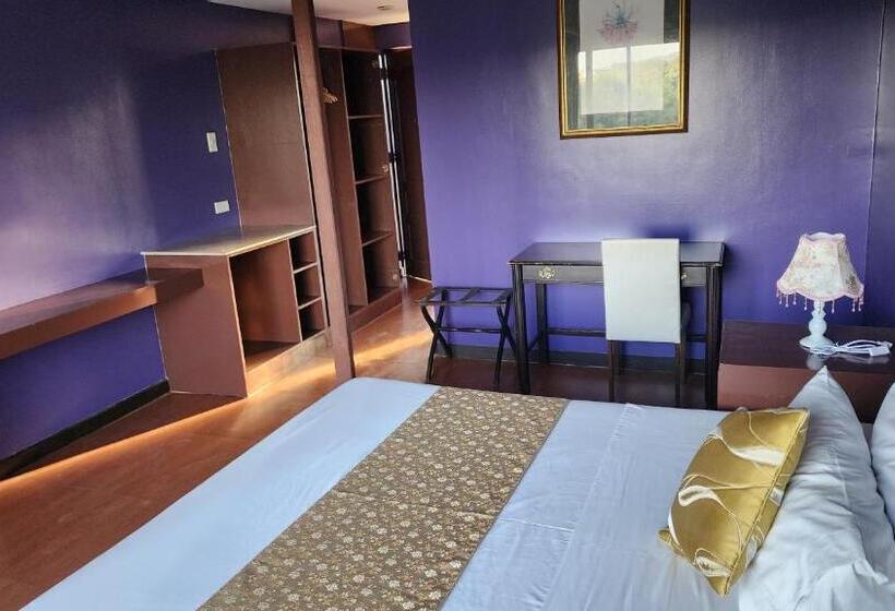 اتاق لوکس با چشم‌انداز دریا, Palacio Puerto Princesa