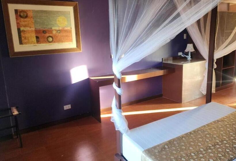 Deluxe Room View Sea with Balcony, Palacio Puerto Princesa