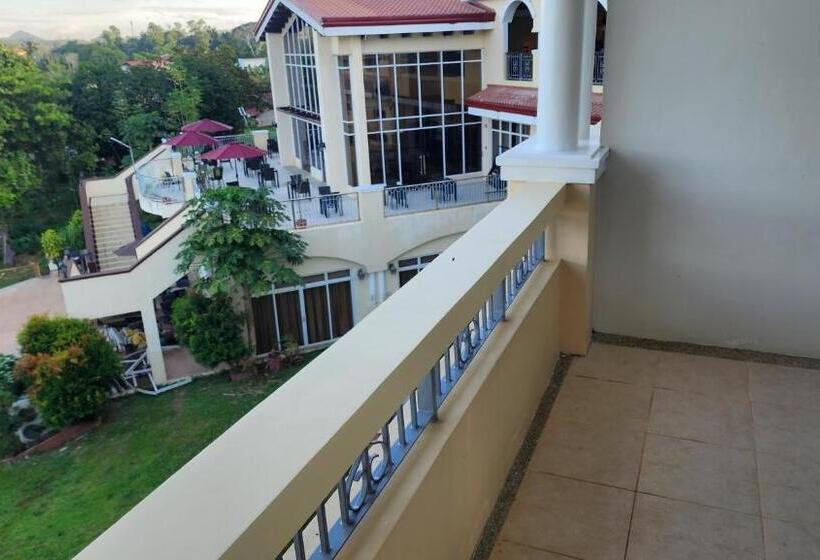 Deluxe Room View Sea with Balcony, Palacio Puerto Princesa