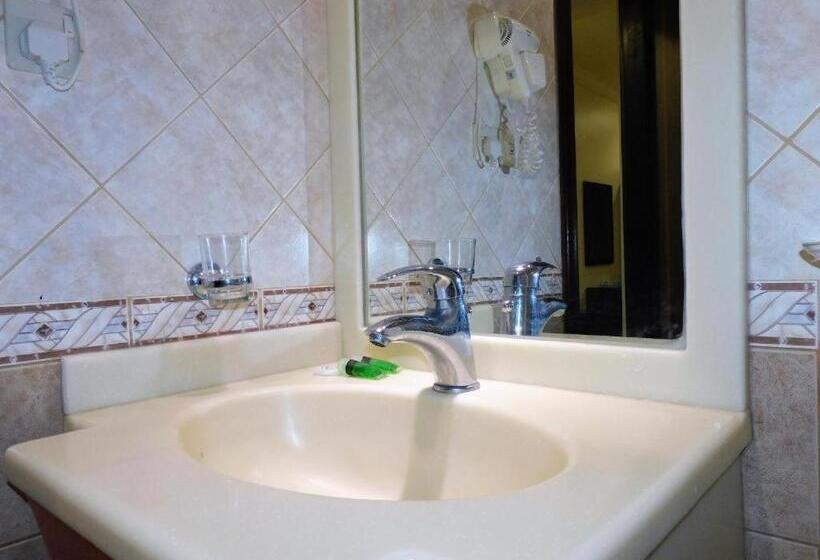 חדר סטנדרט לארבעה, روابي السلام Rawaby Al Salam