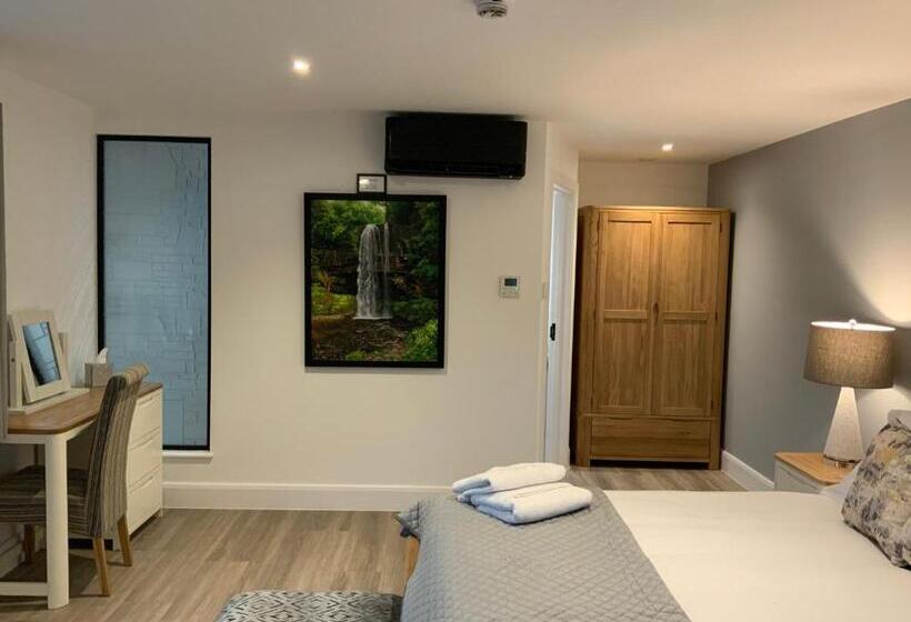 キングサイズベッドのスタンダードルーム, Sleeping Giant