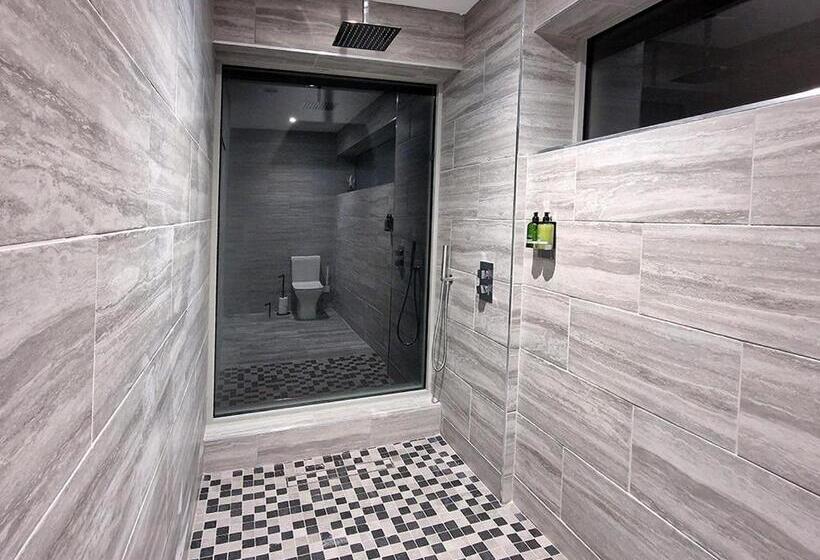 キングサイズベッドのスーペリアルーム, Sleeping Giant