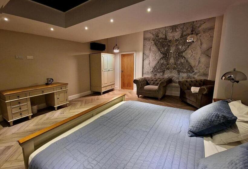 キングサイズベッドのスーペリアルーム, Sleeping Giant