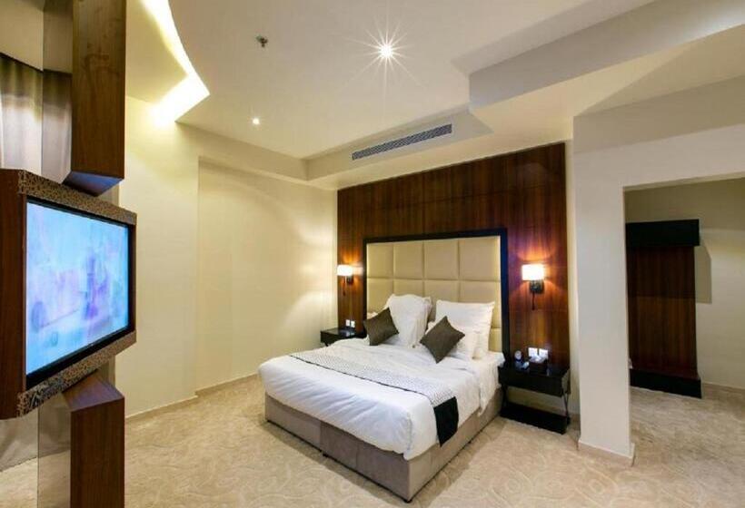 استودیوی استاندارد, The S