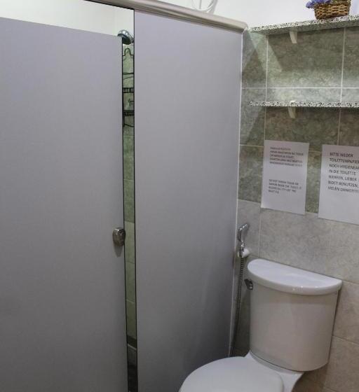 اتاق لوکس با بالکن و چشمانداز دریا, Lorelei Beach Resort