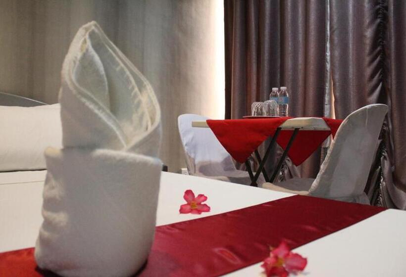 اتاق لوکس با چشمانداز دریا, Lorelei Beach Resort