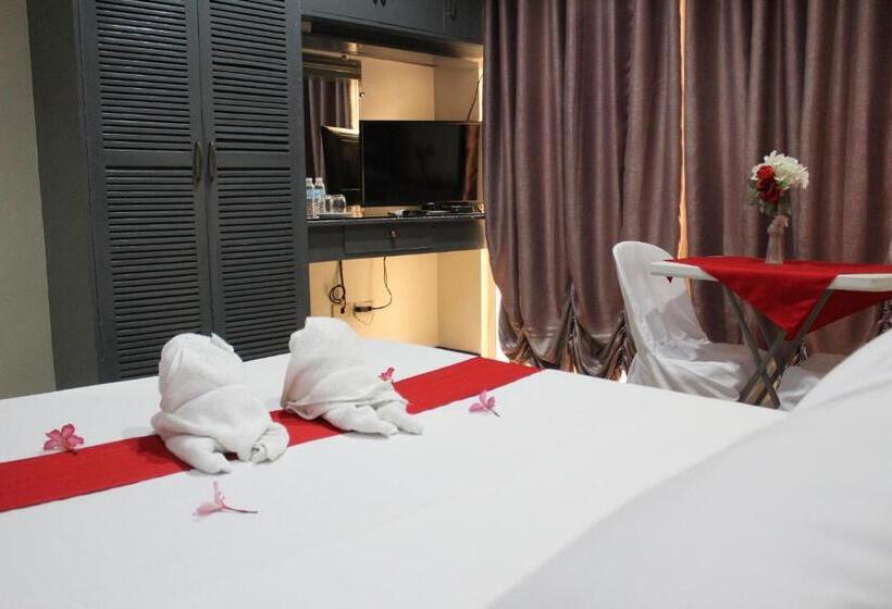 디럭스 룸 측면 바다 전망, Lorelei Beach Resort