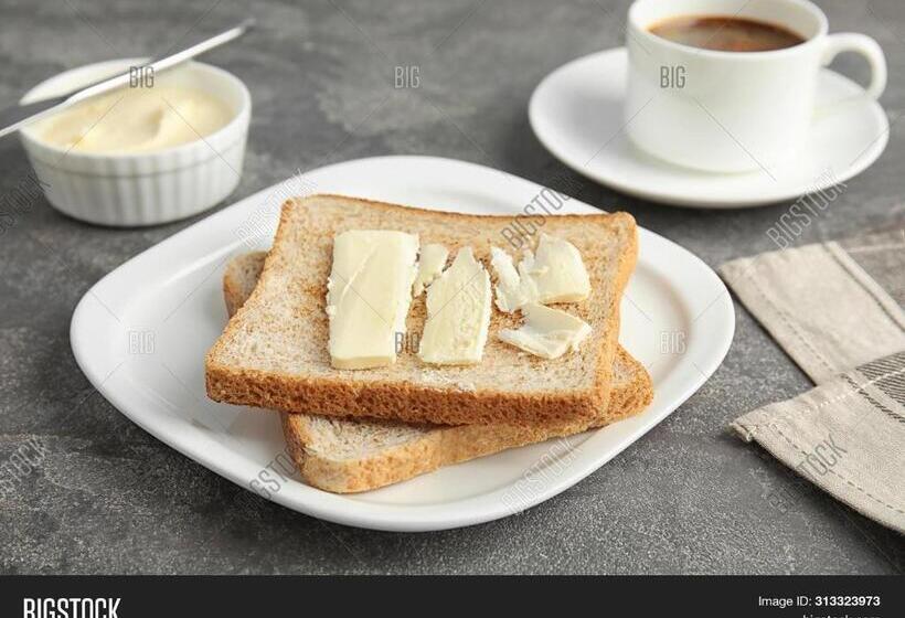 חדר דלוקס לארבעה, Maruti Group Of Hotels The Shivam