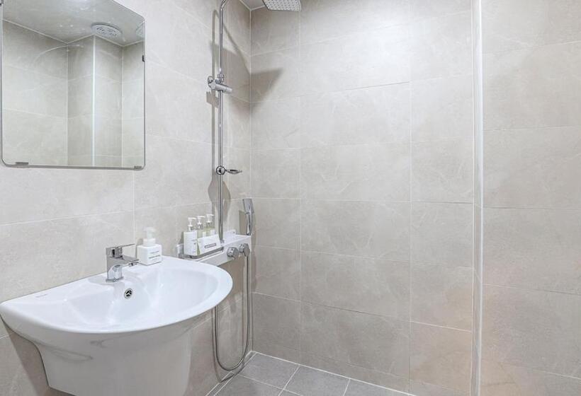 חדר סטנדרט, Daon