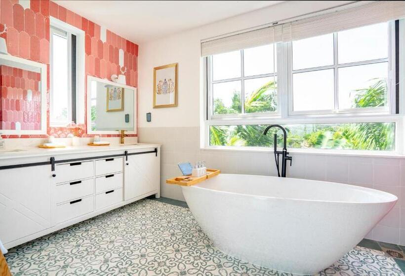 اتاق استاندارد با تخت بزرگ, Mia Luxury Villa Bình Châu