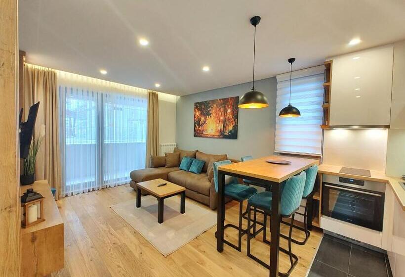 آپارتمان 1 خوابه, Velika Recepcija Cc Mtv