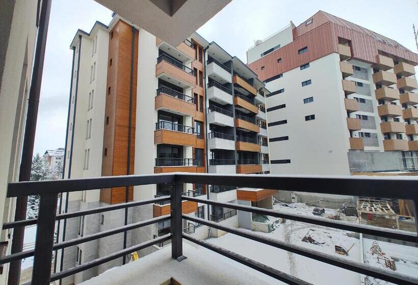 آپارتمان 1 خوابه, Velika Recepcija Cc Mtv