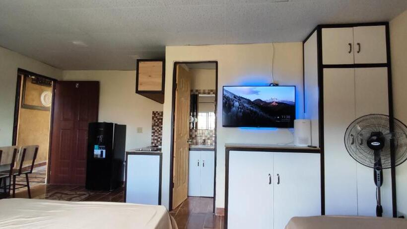 家庭间, Aires Frescos De Boquete