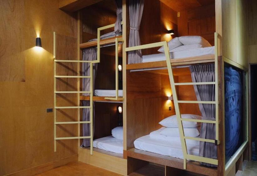 تختخواب در اتاق مشترک, Museaum 沐洋人