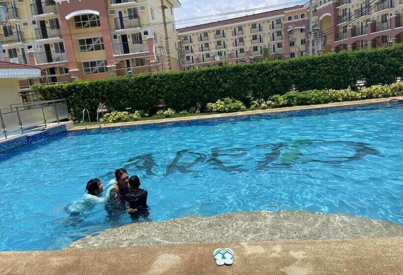 سوییت خانوادگی, Arezzo Place Davao Condominium