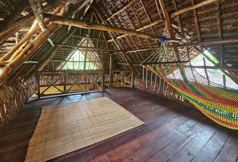 スタンダードバンガロー, Karibu Maisha