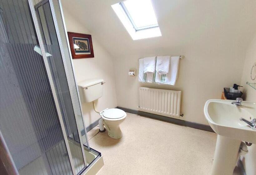 Triple Room Sea View, Railway Lodge