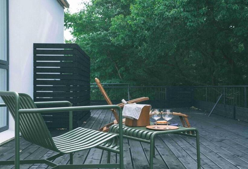 Standardrum med Terrass, Haluta Hotelli Still