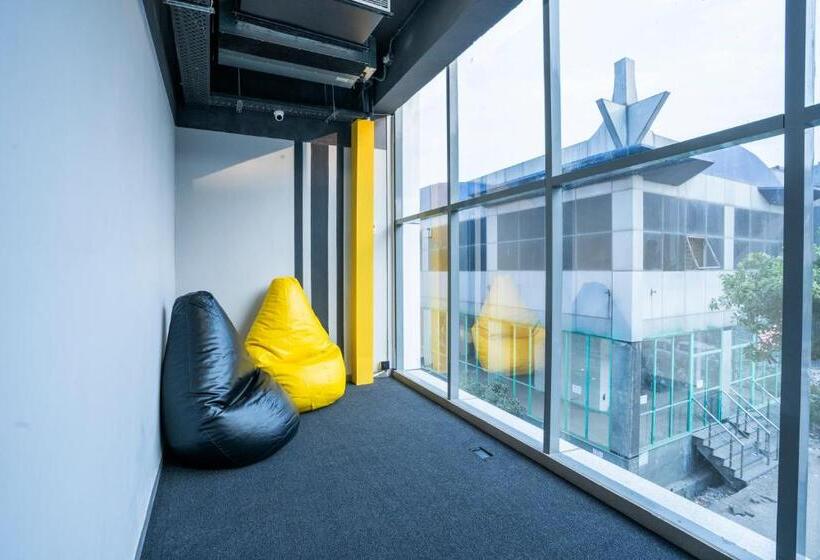 デラックスルーム, Naptapgo   Japanese Premium Pod Hotel   Walk To Noida Electronic City Metro! Wifi, Lounge